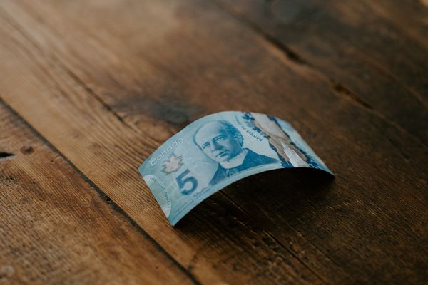 Why Aren’t Canadians’ Wages Going Up?